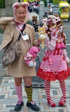 Decora Fashion, Decora Harajuku, Harajuku Decora, Cosplay Store, Japanese Couple, Japan Street, Funky Outfits