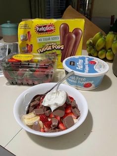 Weight Watchers Recipes Only | Great  delicious snack, perfect especially in hot summer days 😋 | Facebook Fudge Pops, Bariatric Friendly Recipes, Points Recipes, Weight Watchers Desserts, Low Calorie Desserts, Healthier Food, Bariatric Recipes, Healthier Me, Healthy Sweets Recipes