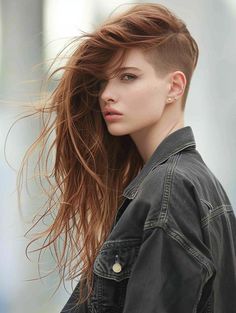 Discover the bold and beautiful world of long hair with shaved sides. This hairstyle offers a perfect blend of edge and elegance. Visit our Pinterest for inspiration, maintenance tips, and ways to personalize your look with various shaving levels and colors. Long Hair Shaved Sides, Korean Bob, Very Fine Hair, Bob Ideas, Shaggy Hairstyles, Long Shaggy, Women Haircuts Long, Short Choppy Haircuts