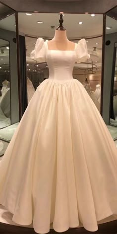 Gaun Abad Pertengahan, Fest Outfits, Ball Gowns Evening, Pretty Prom Dresses, Fairytale Dress