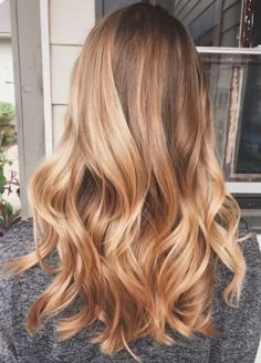 @thenewfantastic Color Rubio, Lily Aldridge, Brown Blonde Hair, Blonde Balayage, Blonde Hair Color, Beach Waves, Ombre Hair, Gorgeous Hair, Balayage Hair