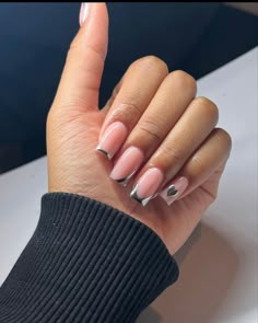 Baddie Short Acrylic Nails Square Pink, Short Crome Nails Design, Crome Nails Square, Baddie Short Acrylic Nails Square, Fall Acrylic Nails Short, Winter Nails Inspiration, Amazon Beauty, Zipper Cardigan, Cute Nails For Fall