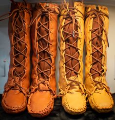 Handmade Leather Moccasin Boots Elkskin Buckskin Hunting - Etsy Canada Knee High Moccasins, Native American Moccasins, Handmade Moccasins, Moccasin Pattern, Buffalo Boots, Boots For Woman, Handmade Leather Boots, Native American Clothing, Mountain Men