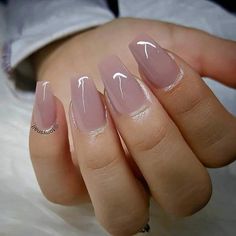 Pin by Sabrina navas on Unghie Solid color nails, Simple nails, Natural nails Solid Color Nails, Short Coffin Nails, Colorful Nails, Rose Gold Nails, Color Nails, Pink Nail, Crystal Nails, Holographic Nails, Career Education