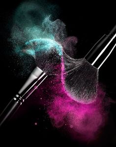 HOOPAR MakeUp Brushes ColorCreative Kosmetyki Mary Kay, Shutter Speed Photography, High Speed Photography, Motion Photography, Beauty Brushes, Cosmetics Photography, Still Life Photos, Still Life Photographers