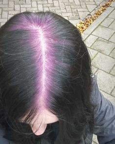 Purple ghost roots hair Purple Hair Shadow Root, Purple Ghost Roots, Ghost Roots Curly Hair, Ghost Roots Hair, Ghost Roots, Purple Roots, Purple Ghost, Camilo Madrigal, Hair Shadow