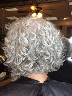 Curly Gray Hair Over 50 Curls, Round Face Curly Hair, Curly Silver Hair, Short Layered Curly Hair, Curly Bobs, Mama Hair, Short Permed Hair, Permed Hair