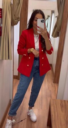 Red Blazer Outfit, Corporate Attire Women, Networking Outfit, Corporate Baddie, Classy Business Outfits, Corporate Attire