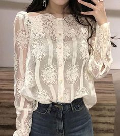 Lace Blouse Outfit, Casual Lace Top, Paris Chic, Amazing Lace, Casual Lace, White Blouse, Lace Blouse, Lace Tops, Look Fashion