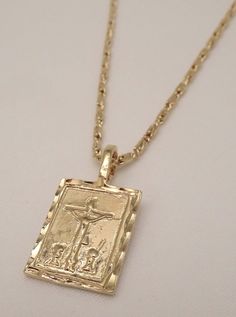 The Nazareth Jesus Necklace exhibits the greatest act of love! "For God so loved the world, that he gave his only begotten Son, that whosoever believeth in him should not perish, but have everlasting life." This necklaces of Jesus on the cross features the ultimate sacrifice that took place on Calvary. Gold Crucifix Necklace, Jesus Necklace, Gold Cuban Link Chain, Mens Cross Necklace, Love For God, Crucifix Necklace, Necklace Mens, Necklace Cross, Heavy Chain