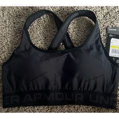 Never Worn, Black Under Armour Medium Support Sports Bra. Removable Cups Medium Support Sports Bra, Black Sports Bra, Sports Bras, Women's Intimates, Under Armour, Sports Bra, Bra, Sports, Women Shopping