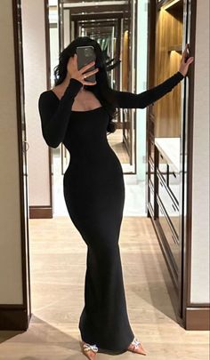 Meeting His Parents Outfit, Hot Dresses Tight Classy, Body Con Dress Outfit, Shapewear Dress, Bodycon Maxi Dress, Prom Dress Inspiration, Long Bodycon Dress, Bodycon Maxi Dresses, Looks Chic