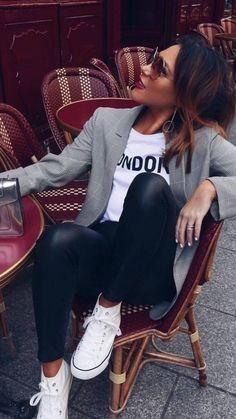 Casual Chic Outfits, Look Legging, Outfit Jeans, Mode Casual, Outfit Trends, Wardrobe Style, 가을 패션, Spring Outfits Casual