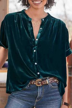 Look Jean, Velvet Sleeve, Round Neck Shirt, Gold Velvet, Style Upgrade, Weave Style, Short Sleeve Pattern, Color Shorts, Primavera Estate