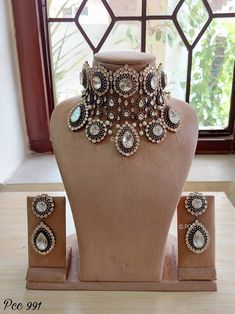 Wedding Jewelry Sets Bridal Jewellery, Bridal Henna Designs, Bridal Jewellery Design, Fancy Jewellery Designs, Gold Bridal Jewellery Sets, Jewelry Roll, Indian Jewelry Sets