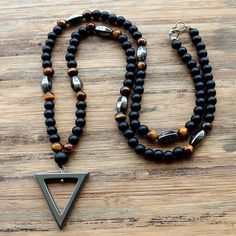 Brown Tiger, Mens Necklace Pendant, Bracelet Viking, Hematite Necklace, Triangle Necklace, Triangle Pendant, Tiger Eye Beads, Eye Beads