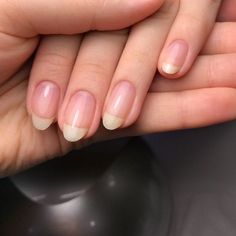 Natural Nails Nail Polish, Lengthen Nail Beds, Natural Nails Shape, Natural Nails Aesthetic, Natural Nail Shape, Long Natural Nails, Natural Nail Designs, Neutral Nails