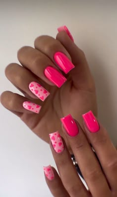 Simple Nail Designs Pink, Hot Pink Valentines Day Nails, Funky Pink Nails, Barcelona Nails, Bright Pink Nail Designs, Pink Bling Nails, Rodeo Nails, Natural Nails Manicure, Country Nails