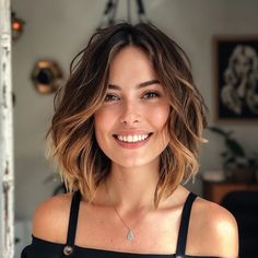 magnific qO5p2j78qIBxzrY4jpz5 Reverse Layered Bob Medium Length Brown Hair, Honey Blonde Hair Color, Medium Hair Styles For Women, Haircuts For Medium Length Hair, Honey Blonde Hair, Shoulder Length Hair Cuts, Haircuts For Medium Hair, Layered Bob, Medium Hair Cuts