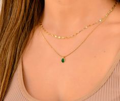 This layered emerald green Quartz necklace is a set of 2. The chains are gold plated sterling silver 925. They have an extension so that the size can be adjusted. The one necklace is a plain chain while the other has a teardrop stone on it. The type of stone can be chosen. Formal Green Necklace With Delicate Chain, Green Jewelry With Delicate Chain For Layering, Dainty Gold Necklace With Emerald, Luxury Green Dainty Necklace, Dainty Green Emerald Necklace With Delicate Chain, Gold Neckles, Greece Necklace, Layered Gold Necklace, Necklace Set Gold