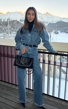 2025 Style Aesthetic, Jean Onsie Outfit, Brunch Cold Weather Outfit, Denim On Denim Winter Outfit, Styling Denim Jumpsuit Outfit, Denim Shirt Winter Outfit, How To Style A Denim Dress Outfit Ideas, Brown Denim Outfit, Jumpsuit Outfit Aesthetic