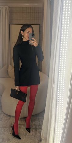 Burgundy Tights Outfit, Cool School Outfits, Red Tights Outfit, Burgundy Tights, Arielle Charnas, Cool School, Tights Outfits, Preppy Fall Outfits, Outfits Simple