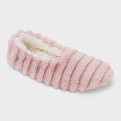 Slip into warmth and comfort with the Women's Faux Fur Cozy Pull-On Slipper Socks with Grippers from Auden™. These pull-on style slippers offer a soft flexible sole, great for lounging at home & easily packable when you're on the go. These soft, plush slippers will keep your feet snug, while the grippers on the bottom add safety on slippery floors. Auden™: Fit for you in every way. Snug Super Soft Winter Slippers, Plush Slippers, Clog Slippers, Sock Packs, Slippers Cozy, Target Clothes, Faux Fur Fabric, Fur Fabrics, Pink M