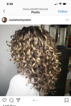 Long Permed Hair With Layers, Waterfall Haircut Curly, 2c Hair Balayage, Layered Curly Hair With Highlights, Permed Hair With Highlights, Partial Highlights For Curly Hair, Permed Hair With Layers, Light Golden Brown Curly Hair, Natural Curly Hair Medium Length