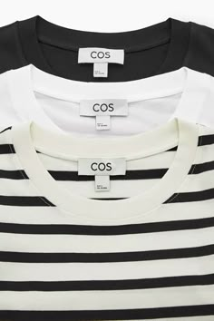 3-PACK REGULAR-FIT MID-WEIGHT T-SHIRTS - BLACK / WHITE / STRIPED - COS Work Outfits Frauen, Boho Summer Outfits, White Tee Shirts, 60 Fashion, Fashion Capsule, Ethical Clothing, Tee Outfit, Work Outfits Women