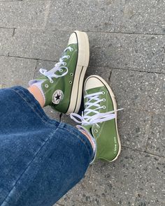 Aesthetic Green Converse, Converse Different Colors, Best Color Converse, Converse Green Shoes, Pastel Green Converse, Cute Converse Colors, Green All Star Outfit, Converse Collection Aesthetic