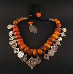 ON HOLD Old Berber amber beads necklace Morocco by ethnicadornment Sundance Style Jewelry, Tuareg Jewelry, Quilling Work, Amber Bead Necklace, Gold Pendant Jewelry, Beaded Jewelry Designs, Unusual Jewelry, Amber Beads