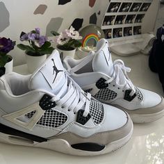 -Basically Brand New -Worn Once -Great Condition -Clean Retro 4s, Nike Shoes Women Fashion, Pretty Sneakers, Pretty Shoes Sneakers, Jordan 4s, Jordan Shoes Retro, All Nike Shoes, Shoes Nike Air, Shoes Outfit Fashion