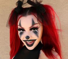 Jester Hair Ideas, Red And Black Jester Makeup, Female Jester Makeup, Old Clown Makeup, Evil Clown Makeup For Women, Halloween Clown Makeup Aesthetic, Scary Mime Makeup, Clown Makeup Red And Black, Scary Clown Makeup For Women