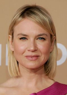 Rene Zellweger, Renee Zellweger Bridget Jones, Light Spring Color Palette, Your Color Style, Light Spring Colors, Cool Blonde Hair