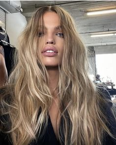 Blond Beige, Hair Inspiration Long, Dirty Blonde Hair, Dark Blonde Hair, Blonde Hair Looks