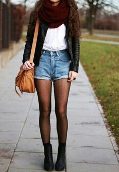 Fall Fits - The Basic Girl's Guide to Fall Fashion in 2021 Scarfs Ideas, Winter Tights, Sheer Tights, Looks Street Style, Outfit Trends, Cute Fall Outfits, Autumn Outfit, Black Tights