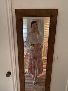 Modest But Trendy Outfits, Modest Homemaker Outfit, Modest Outfits Winter Christian, Woman Of God Outfits, Modest Christian Women Outfits, History Teacher Aesthetic Outfits, Long Skirt Outfit Modest, Modest Formal Outfits, Modest But Cute Outfits