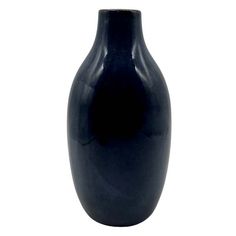 a black vase is shown on a white background