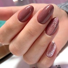 Mauve Nails With Glitter, Mauve Nail Ideas, Mauve Nails, Makeup Aesthetic, Pink Nail