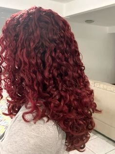 Red Curly Hair Outfits, Red Hair Color On Curly Hair, Curly Hair With Red Streaks, Red Curly Hair Ideas, Red Curly Highlights, Dark Cherry Curly Hair, Red Hair Color Curly, Cherry Cola Hair Color Curly, Curly Cherry Red Hair