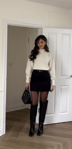 Flirty Outfits Winter, Skirt Party Outfit Night, Court Outfit Women Winter, Fashion Classy Elegant Vintage Outfit, Feminine Flirty Outfits, Cute Theatre Outfits, Winter Fashion Outfits Classy Date Night, Turtleneck Business Casual, Feminine Winter Outfits Classy