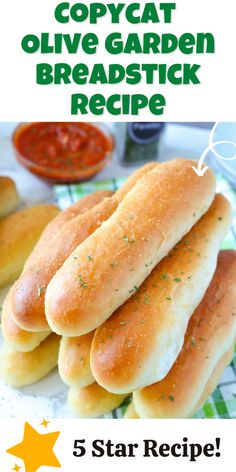 five star recipe for copycat olive garden breadsticks with text overlay that reads 5 star recipe