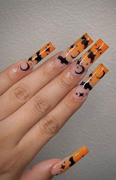 35 October Nail Art Designs Orange Ombre Halloween Long Nails Halloween Themed Nails Acrylic, Themed Nails Acrylic, Halloween Themed Nails, Themed Nails, Halloween Nails Easy, Halloween Acrylic Nails, Makeup Hacks Beauty Secrets, October Nails, Fall Acrylic Nails