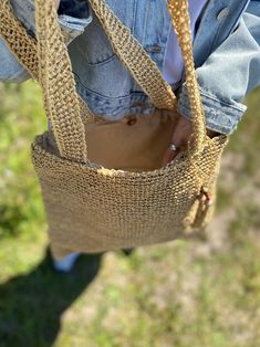 Beige Crochet Macrame Shoulder Bag, Beige Crochet Shoulder Bag With Macrame, Beige Macrame Crochet Shoulder Bag, Bohemian Everyday Jute Shoulder Bag, Everyday Bohemian Jute Shoulder Bag, Bohemian Macrame Shoulder Bag, Everyday Bohemian Macrame Shoulder Bag, Everyday Beige Macrame Shoulder Bag, Macrame Crossbody Bag For Beach