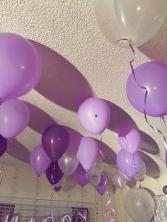 Birthday Graduation Party Purple Theme, Light Purple Party Theme, Purple Sleepover Party, Light Purple Birthday Party Ideas, Lavender Birthday Theme, Purple Balloons Aesthetic, Purple Birthday Aesthetic, Purple Birthday Theme