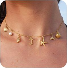 Gold Initial Charm Necklaces for Women, Boho Surfer Beach Letter Necklace 14K Gold Plated A-Z Pendant Alphabet Choker Necklace Personalized Monogram Name Necklace Beach Jewelry for Women Gift Surfer Girl Necklace, Starfish Accessories, Seashell Letter, Stainless Steel Collar, Alphabet Necklace, Ocean Necklace, Initial Necklaces, Girl Necklace, Gold Letter Necklace