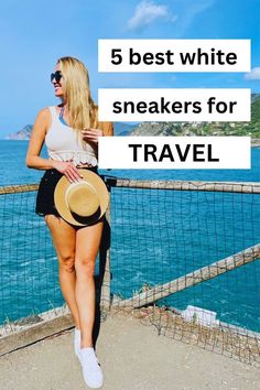 Explore the world with confidence and comfort with our TOP picks for the best white sneakers for women on the move! Be sure to add a pair to your packling list for vacation! #traveloutfits #traveloutfitsforwomen #comfortableshoes #travelshoes #womensshoes #solotravel #travel #adventure #passport #solofemaletravel #travelhacks #SummerBucketList #SummerVacationIdeas Best Travel Sneakers Women, Travel Sneakers For Women, Vacation Sneakers, White Gym Shoes, Walking Sneakers For Women, Shoes With Shorts, Athletic Shoes Outfit, Most Comfortable Sneakers