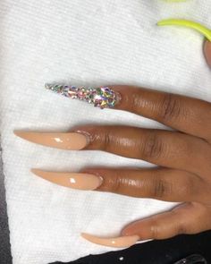 Stilleto Nail Ideas, Nail Ideas Long, Curve Nails, French Nails Glitter, Ongles Bling Bling, Nails Grunge