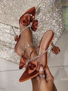 Whimsical Shoes, Casual Pumps, Heeled Mule, Shoes Heels Classy, Cute Shoes Heels, Green Sandals, Heels Classy, Bow Decor, Girly Shoes