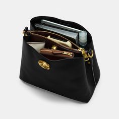 COACH®: Willow Bucket Bag Coach Willow, Pretty Tote Bags, Polished Pebble, What In My Bag, Fancy Bags, Looks Street Style, Pretty Bags, Looks Chic, Cute Bags